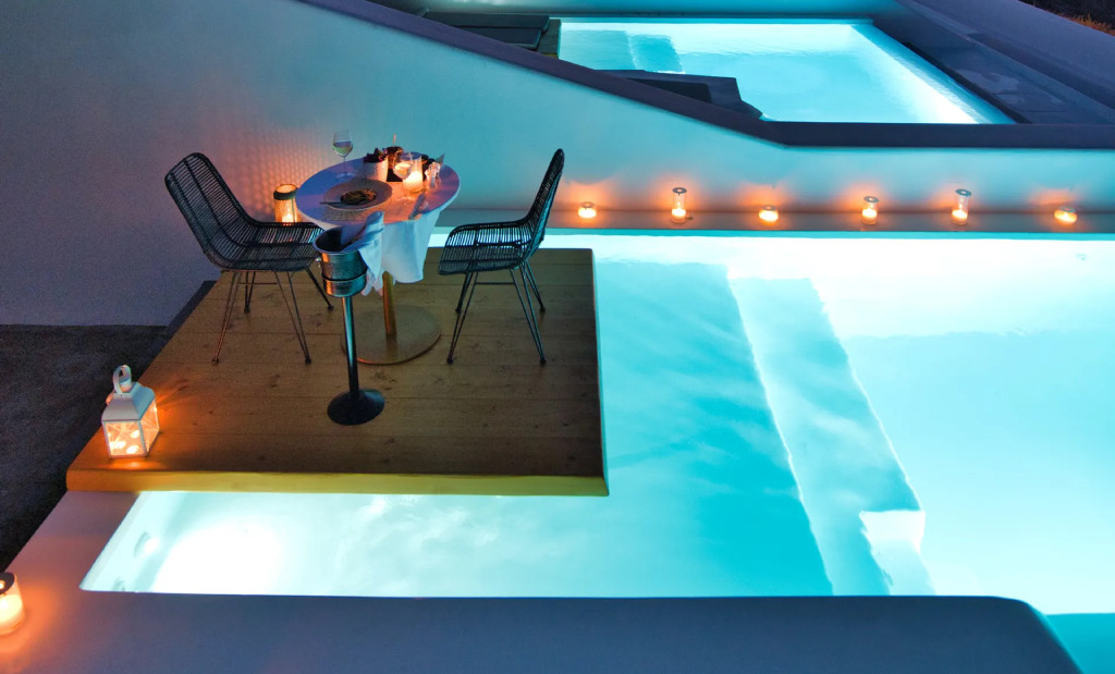 GLIMMERING LIGHTS DINING EXPERIENCE